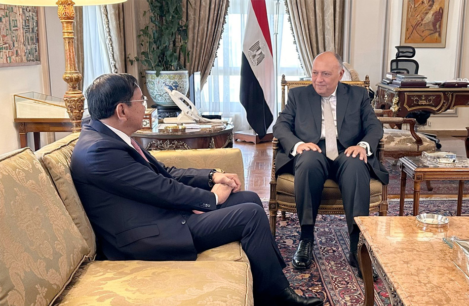 وزيرا خارجية مصر وكمبوديا يُؤكدان أهمية زيادة حجم التبادل التجاري بين البلدين|صور