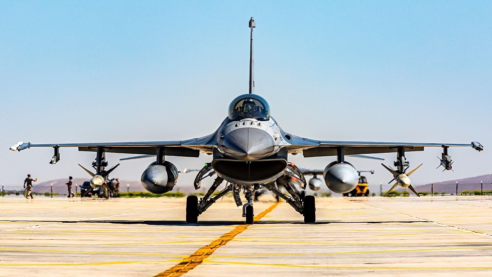 هولندا تعلن موعد تسليم مقاتلات F-16 إلى أوكرانيا