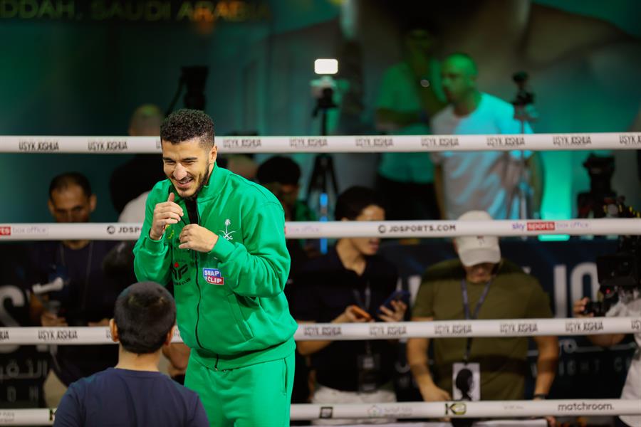 الملاكم السعودي المعيوف يخوض نزالاً عالمياً أمام البلغاري جورجي فيلشكوف في لندن