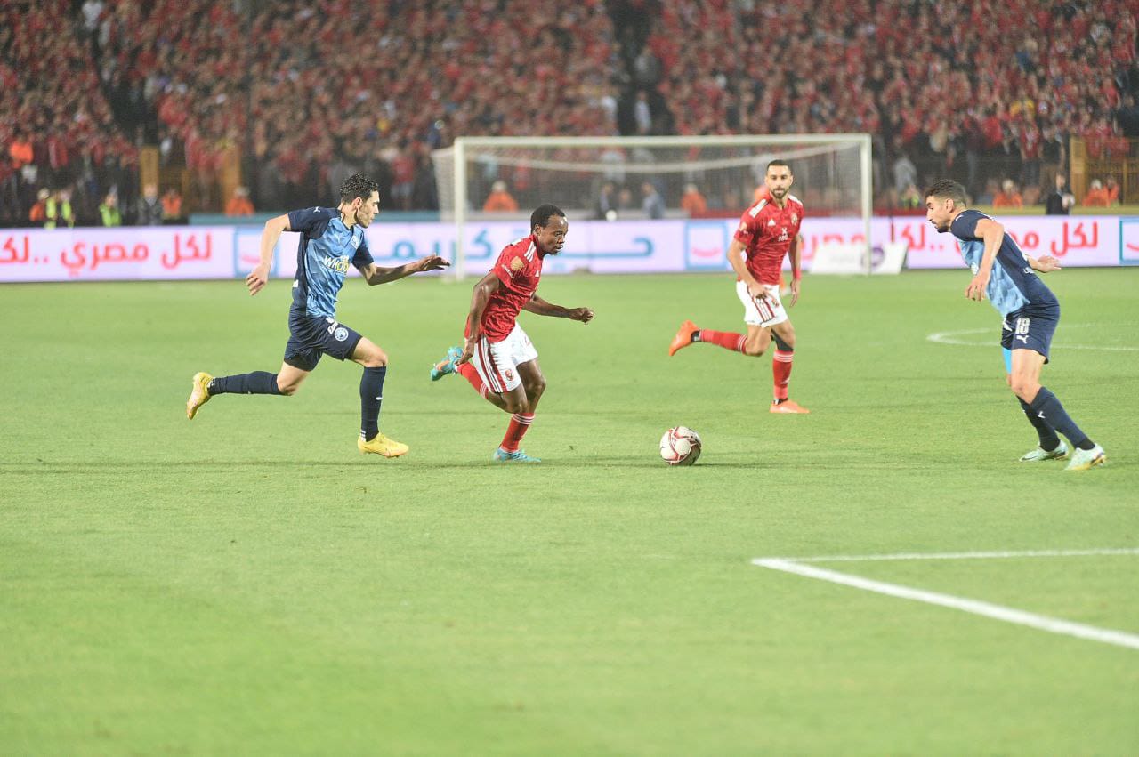 بيراميدز يفتتح التسجيل في شباك الأهلي بنهائي كأس مصر