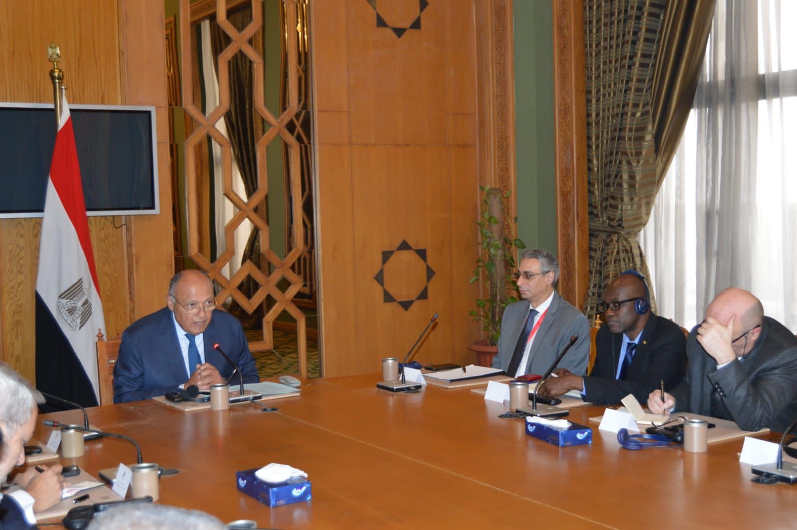  وزير الخارجية يلتقي مع سفراء الدول الأعضاء بمنظمة التعاون الإسلامي