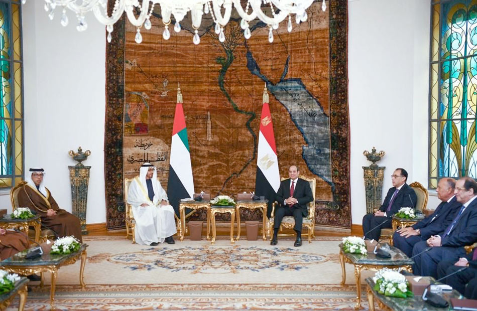 الرئيس السيسي يؤكد اعتزاز مصر بالعلاقات مع الإمارات وما يربطهما من أواصر تاريخية وثيقة