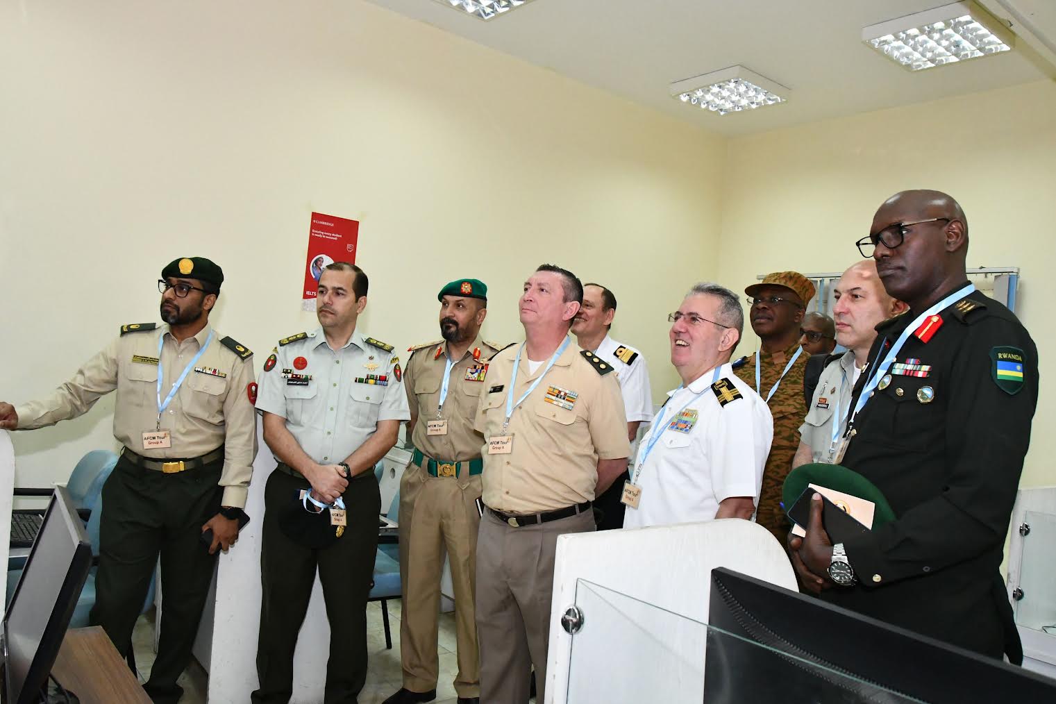 القوات المسلحة تنظم زيارة للملحقين العسكريين العرب والأجانب المعتمدين بمصر