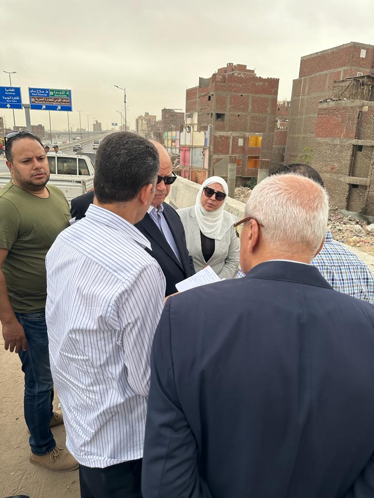 محافظ القاهرة يتفقد محاور حيي البساتين والخليفة