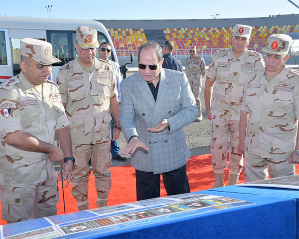  الرئيس السيسي يتفقد الأكاديمية العسكرية المصرية 