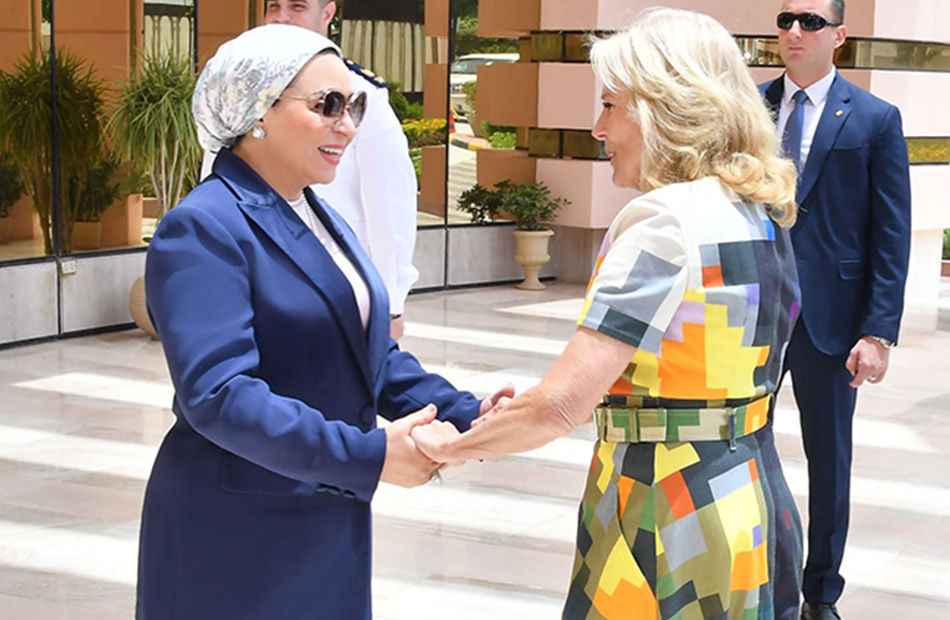 السيدة انتصار السيسي سعدت بلقاء جيل بايدن خلال زيارتها لبلدها الثاني مصر