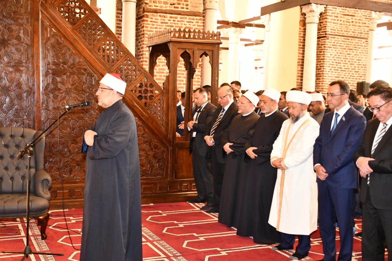  افتتاح مسجد الظاهر بيبرس بالقاهرة