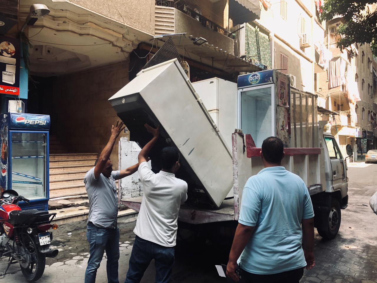رفع   حالة إشغال من شوارع وسط الإسكندرية