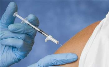   ساعات ويحل الخريف هل يجب تلقي لقاح الأنفلونزا الموسمي؟ وطبيب مناعة يوضح الفئات الممنوعة من التطعيم