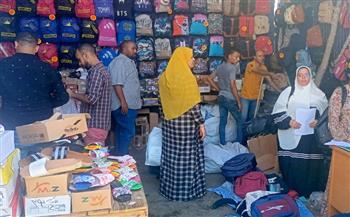 أحياء الإسكندرية تطلق سلسلة معارض  أهلا مدارس  بأسعار مخفضة | صور
