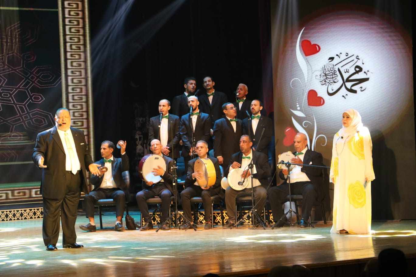 رئيس هيئة قصور الثقافة يشهد احتفالية المولد النبوي بمسرح السامر| صور 