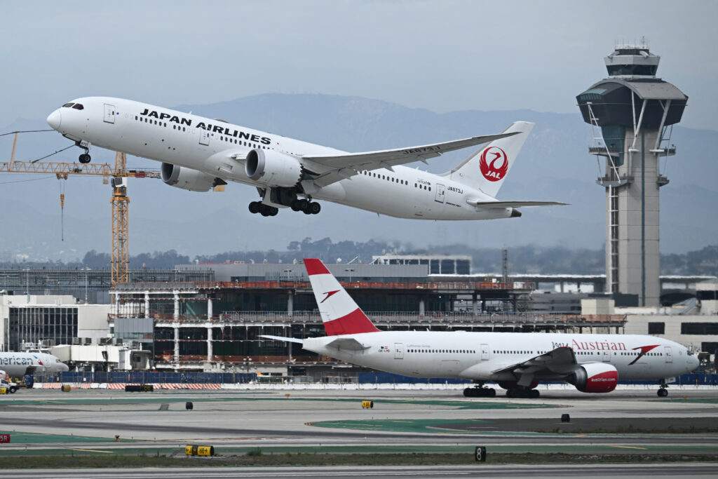 عطل في نظام مراقبة الحركة الجوية باليابان يتسبب في تأخير الرحلات