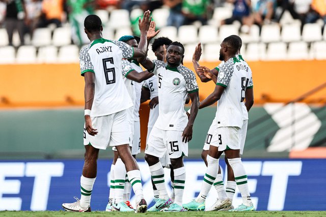 بالنيران الصديقة.. منتخب نيجيريا يتقدم على غينيا بيساو بالهدف الأول - بوابة  الأهرام