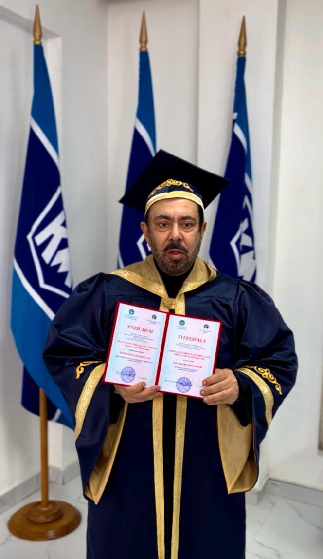 جامعة أرابايف تمنح الفنان الكويتي عبد العزيز المسلم شهادة بروفيسور فخرية 