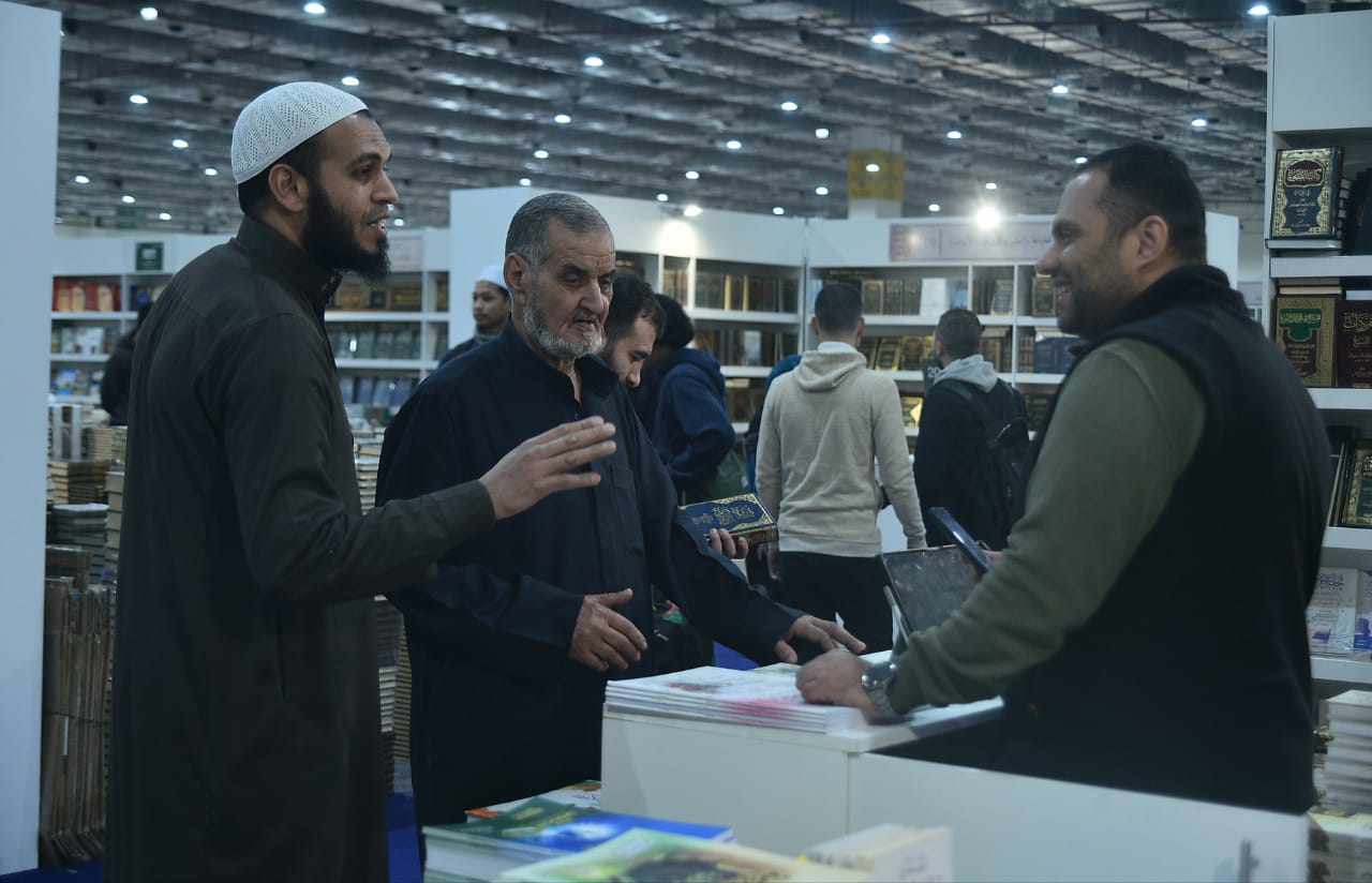 جمهور معرض القاهرة الدولي للكتاب 