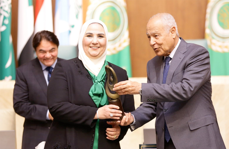 جامعة الدول العربية تكرم وزيرة التضامن الاجتماعي في اليوم العربي للاستدامة|صور