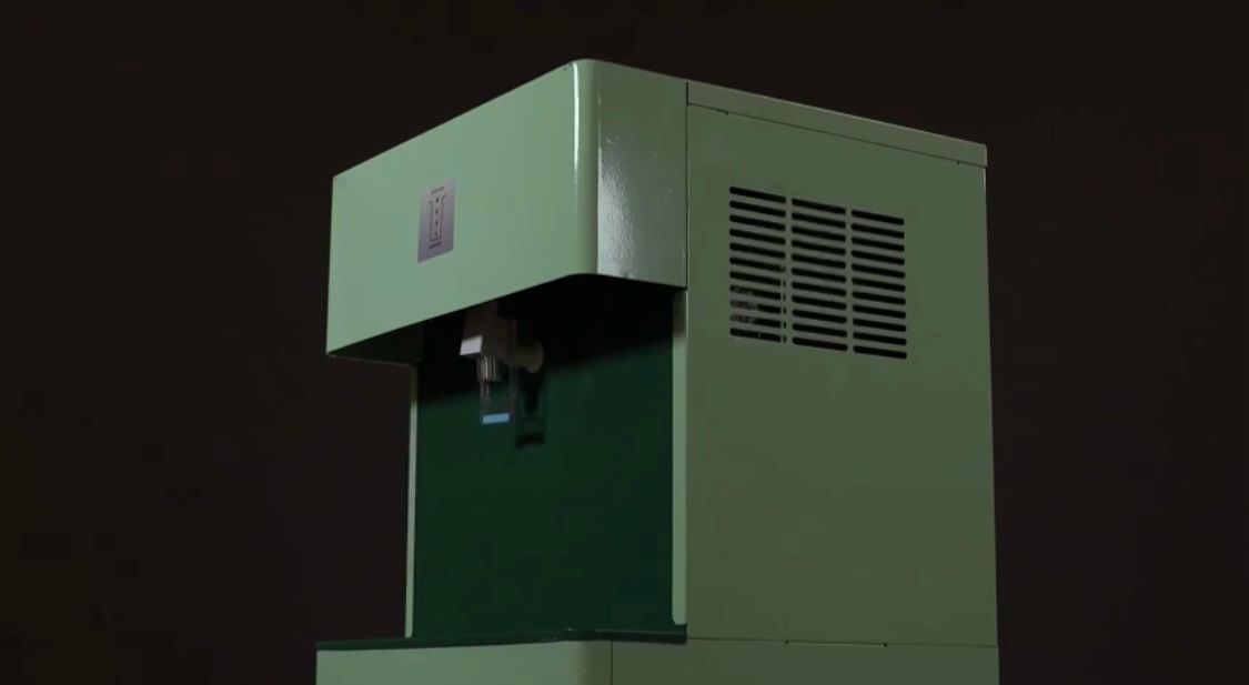إمكانيات أول جهاز مصري بتكنولوجيا يابانية لاستخراج المياه من الهواء | فيديو