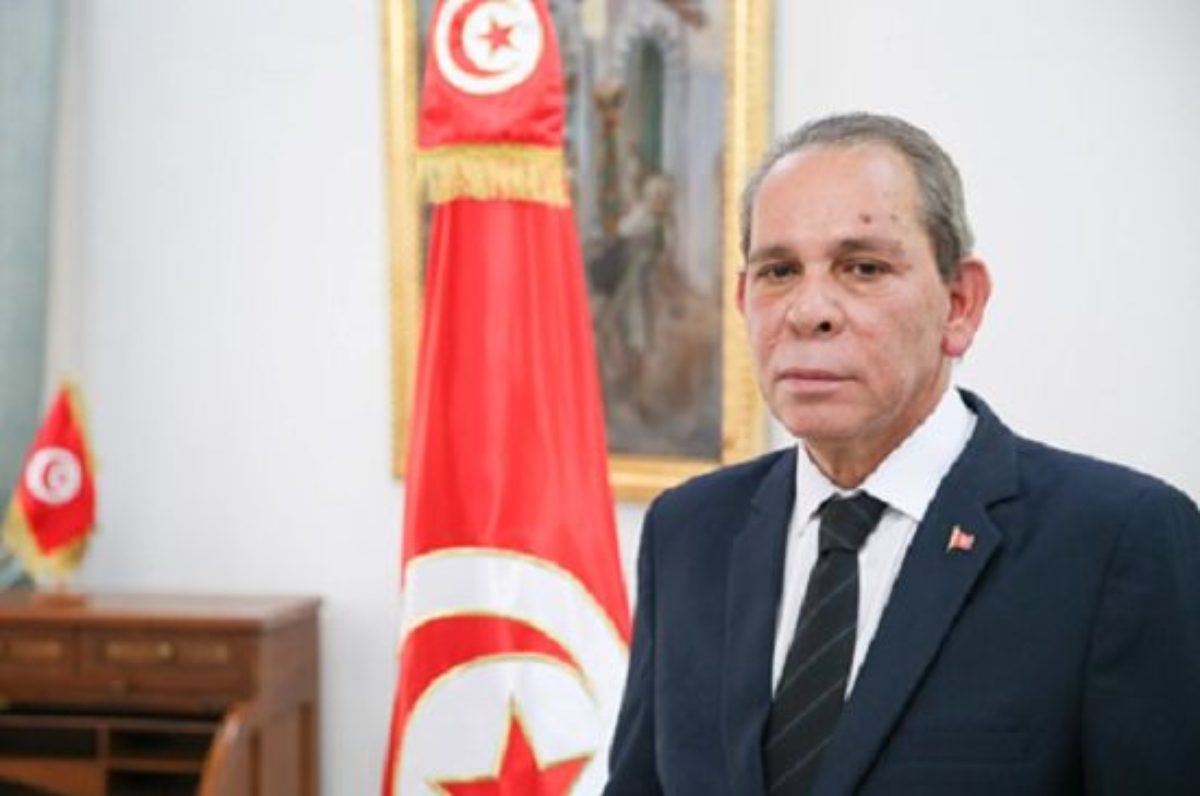 رئيس حكومة تونس: ماضون في تحسين مناخ الأعمال لتعزيز القدرة التنافسية لاقتصادنا
