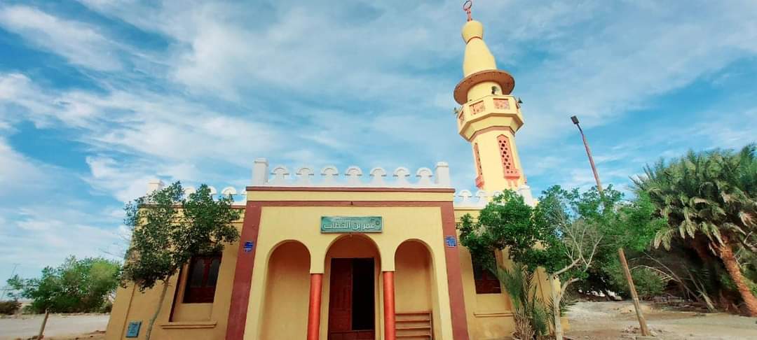 افتتاح مسجد عمر بن الخطاب بمدينة القصير | صور