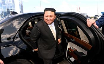   زعيم كوريا الشمالية يستخدم سيارة مهداة له من بوتين في فعالية عامة