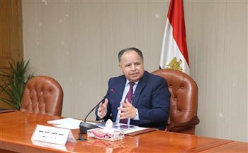   معيط مصروفات ;الحكومة العامة;  تريليون جنيه وإيراداتها   تريليون في العام المالي الجديد