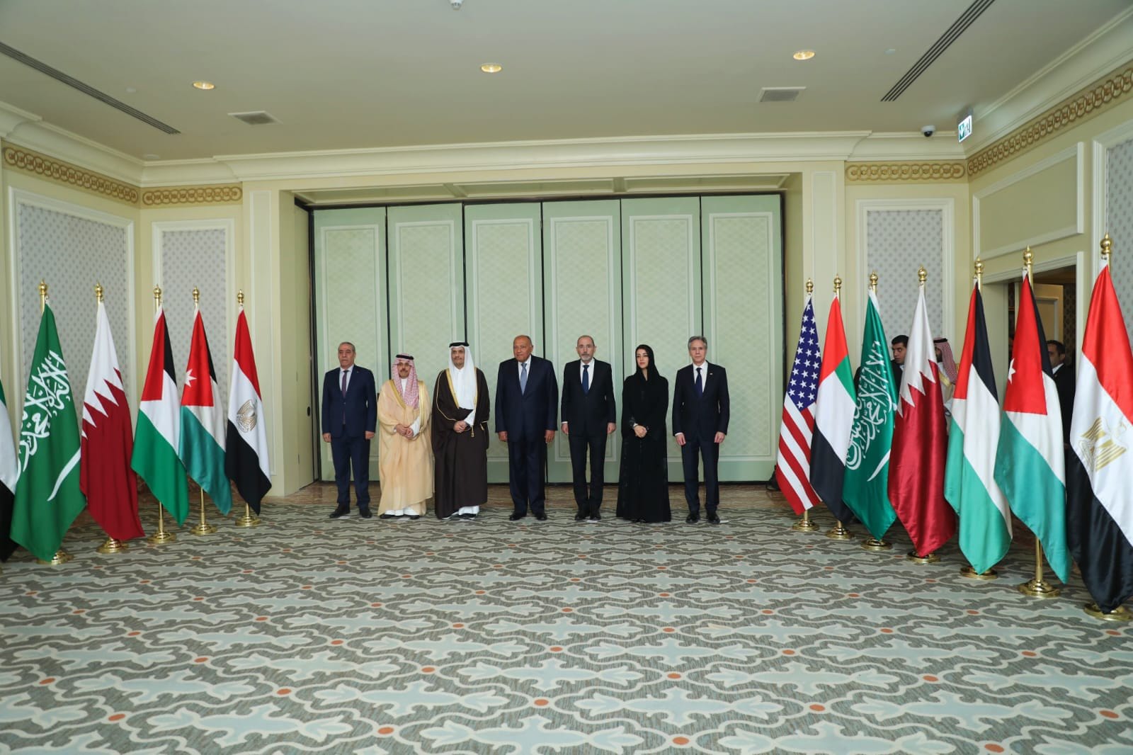 وزير الخارجية الأمريكي يجتمع مع المجموعة العربية السداسية لبحث جهود وقف الحرب بغزة اليوم .. عاجل 