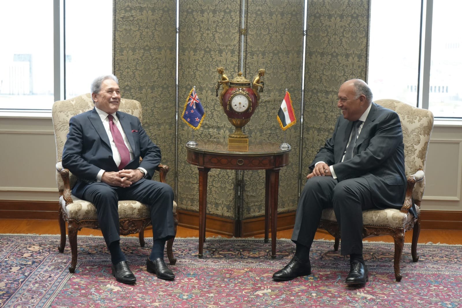 جانب من لقاء وزير الخارجية مع نائب رئيس الوزراء النيوزيلندي