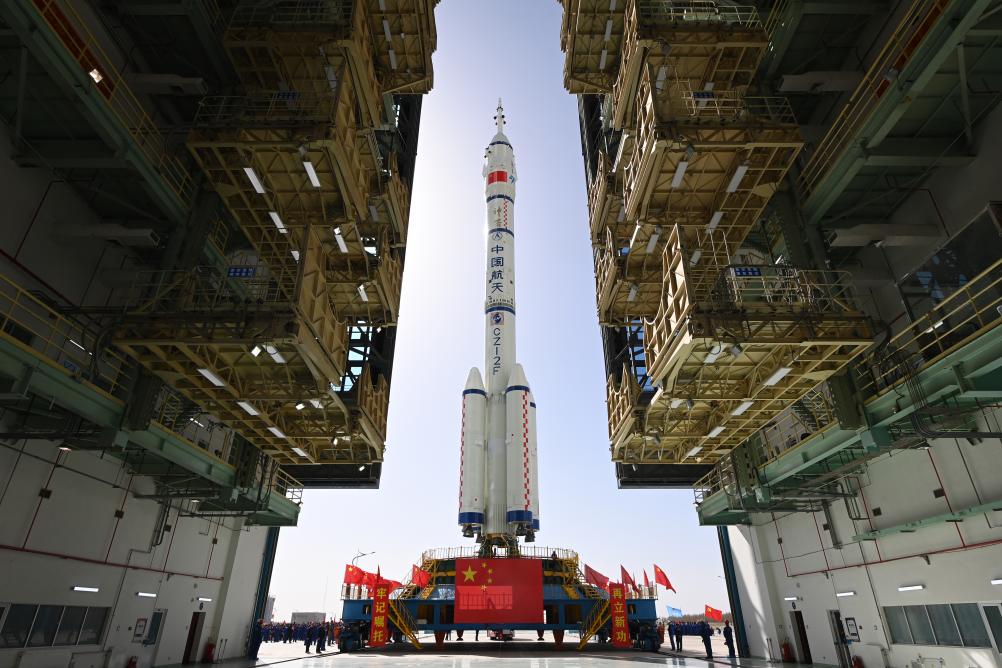 الصين تكشف عن مهام مهمة الفضاء المأهولة «شنتشو-18» المقرر إطلاقها غدًا