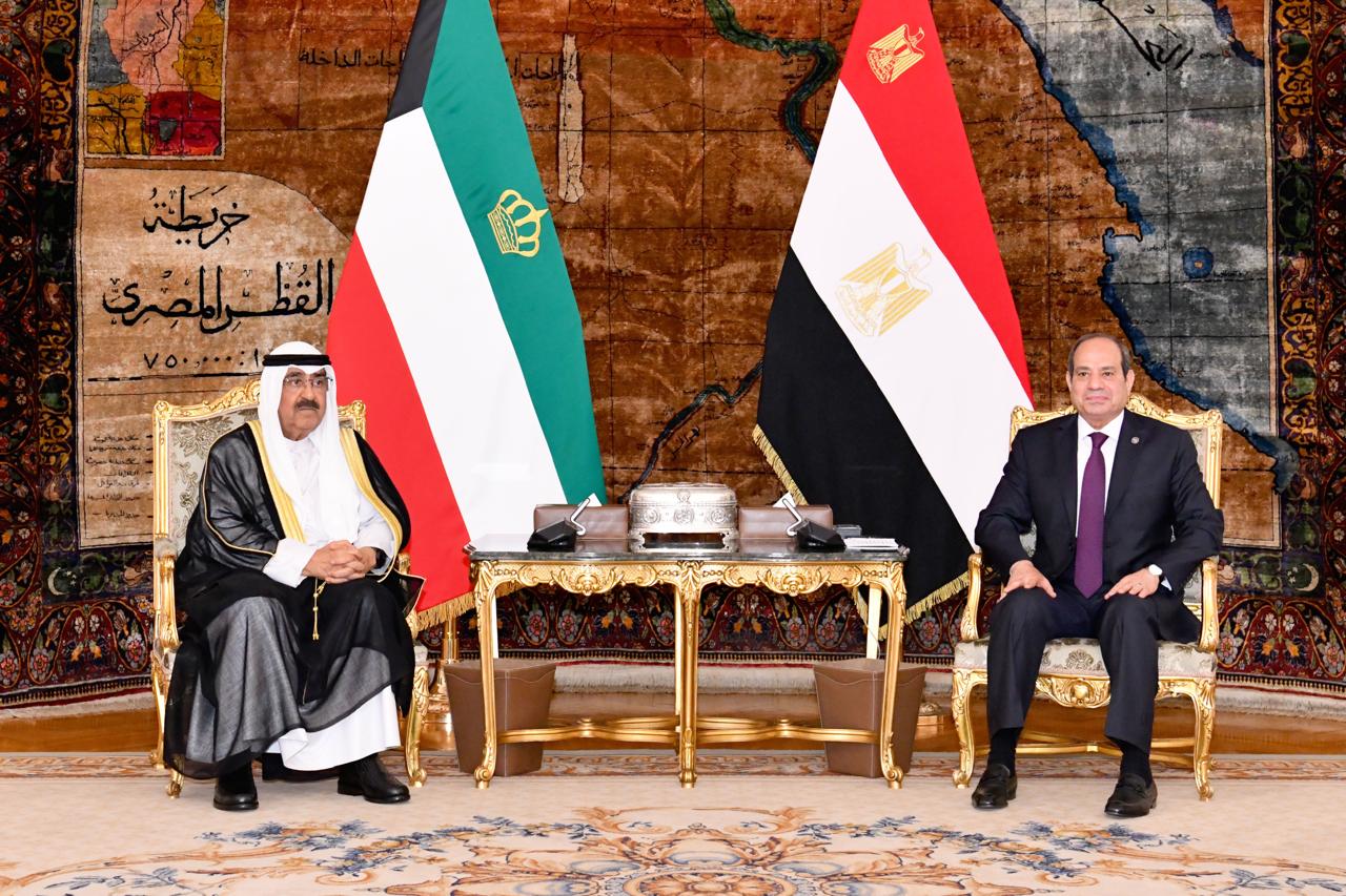 المتحدث الرئاسي ينشر صور استقبال الرئيس السيسي لـ أمير الكويت - بوابة  الأهرام