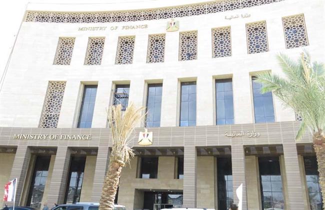 ;مصر سددت  مليار دولار منذ مارس; المالية تعلق على تقرير معهد التمويل الدولي