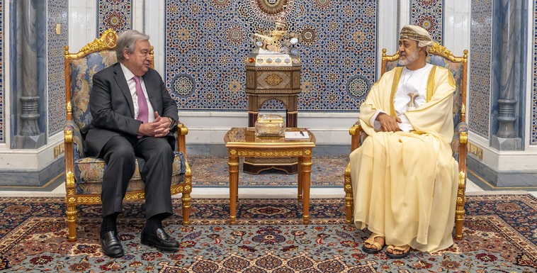 سلطان عمان والأمين العام للأمم المتحدة يبحثان سبل تعزيز العمل المشترك