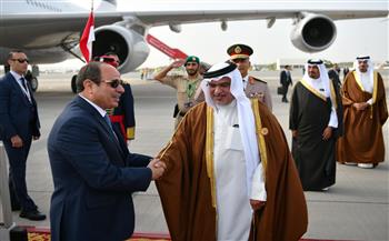   صور-وصول-الرئيس-السيسي-إلى-البحرين-للمشاركة-في-القمة-العربية-الـ-