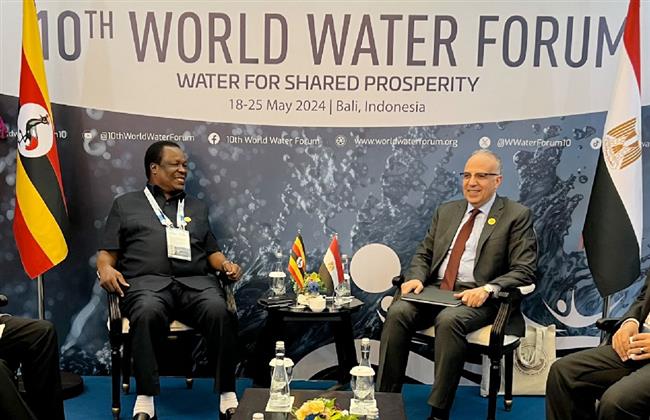 وزير الري يبحث مع نظيره الأوغندي تعزيز التعاون بين البلدين في مجال المياه| صور