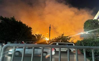   اندلاع حريق هائل بباخرة نيلية بكورنيش المعادي | فيديو