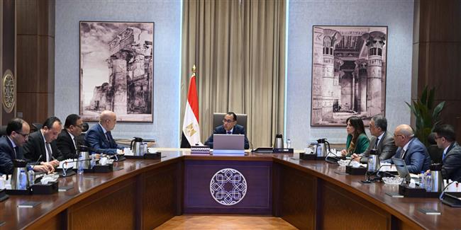   رئيس الوزراء يلتقي مسئولي شركة ;هاير مصر; وبدء المرحلة الثانية من المُجمع الصناعي في يونيو المُقبل