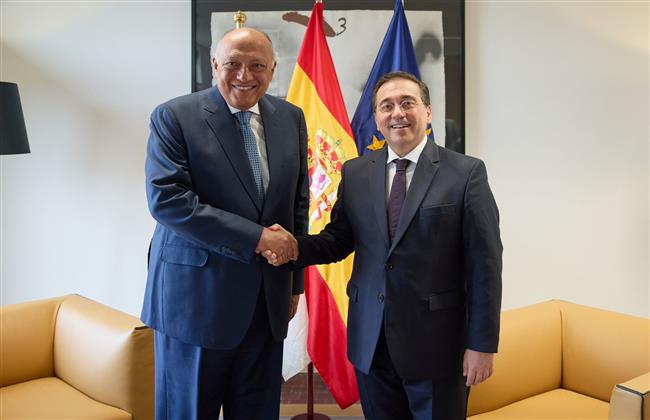 وزير الخارجية يبحث مع نظيره الإسباني جهود تعزيز الاعتراف بالدولة الفلسطينية وتفعيل حل الدولتين 