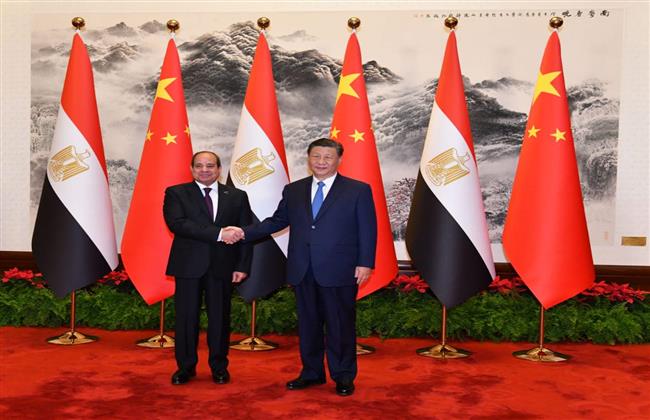 الرئيس السيسي ونظيره الصيني يتفقان على ضرورة وقف إطلاق النار فوراً ورفض التهجير القسري للفلسطينيين