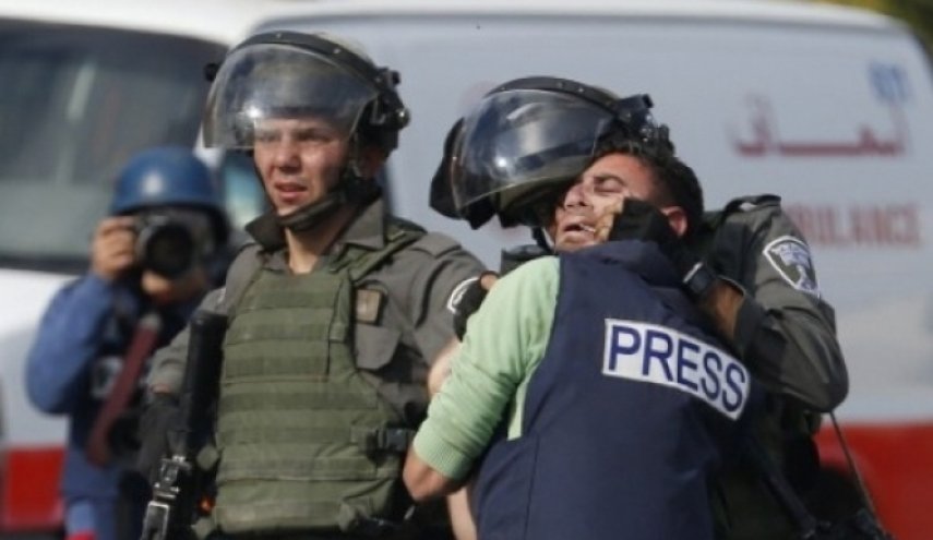 المجلس الوطني الفلسطيني": الاحتلال قتل وأعدم واعتقل مئات الصحفيين لمنعهم من نقل الحقيقة 