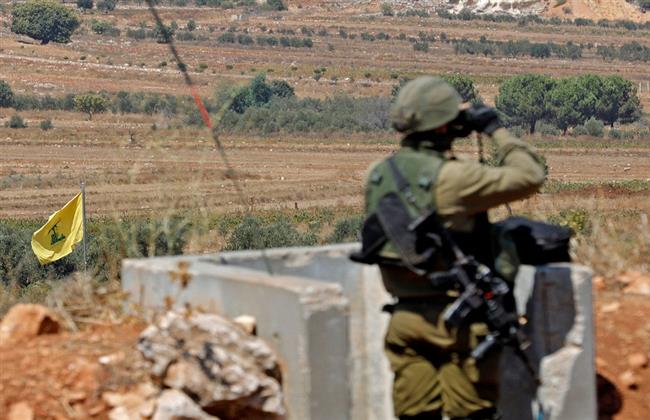 استشهاد لبنانيين جراء القصف الإسرائيلي و حزب الله  يقصف مواقع عسكرية إسرائيلية