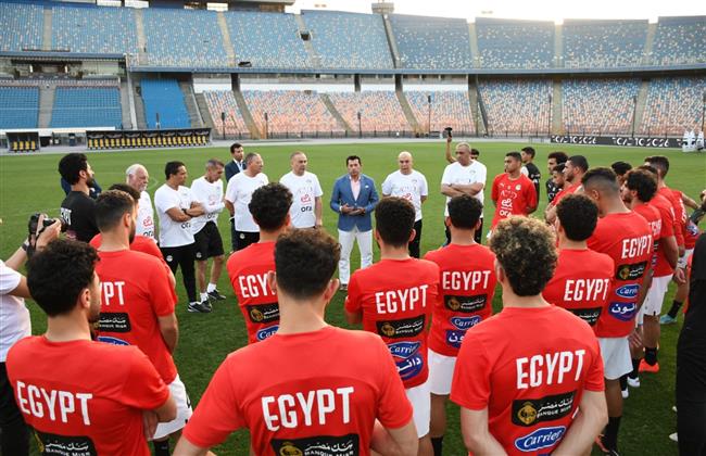 وزير الرياضة خفض أسعار تذاكر مباراة مصر وبوركينا فاسو وكل الدعم لحسام حسن 