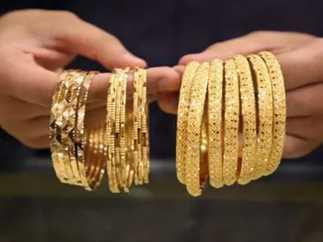 سعر الذهب اليوم الإثنين في مصر عيار  يسجل تحركات جديدة
