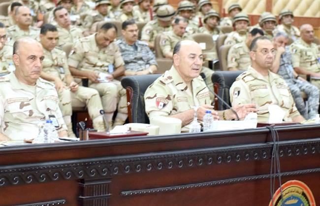 رئيس أركان حرب القوات المسلحة يشهد المرحلة الرئيسية لمشروع مراكز القيادة الإستراتيجى التعبوي