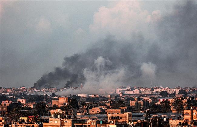 شهيد في قصف على رفح ومدفعية الاحتلال تقصف مناطق وسط وجنوب القطاع