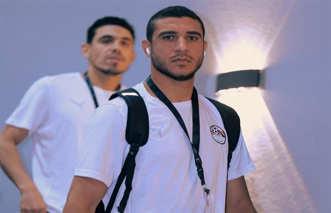 لاعبو منتخب مصر يصلون إستاد القاهرة لمواجهة بوركينا فاسو| صور