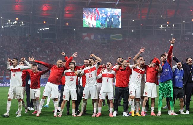 موعد مباراة هولندا وتركيا في ربع نهائي يورو 