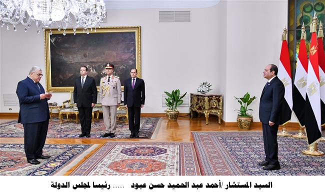 الرئيس السيسي يشهد أداء حلف اليمين لرئيسي مجلس الدولة والنيابة الإدارية | صور