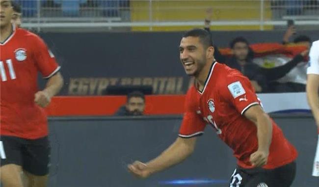 رامي ربيعة يتقدم لمنتخب مصر بهدف في شباك الرأس الأخضر