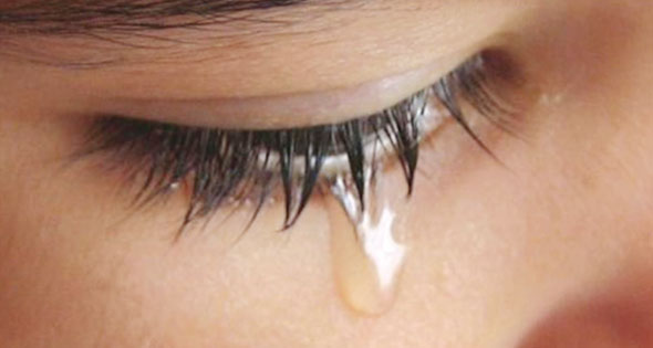 البكاء بدون سبب